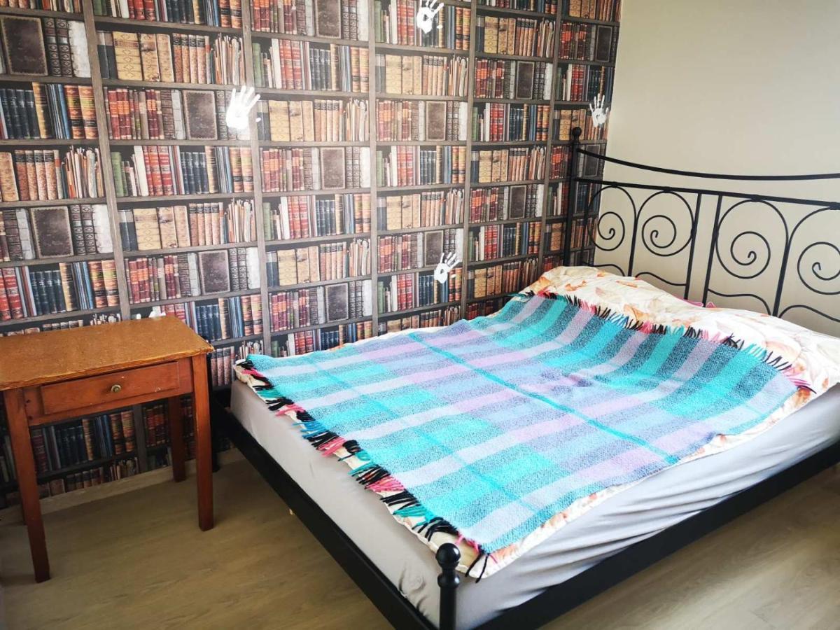 Oliwka Hostel Varsó Kültér fotó