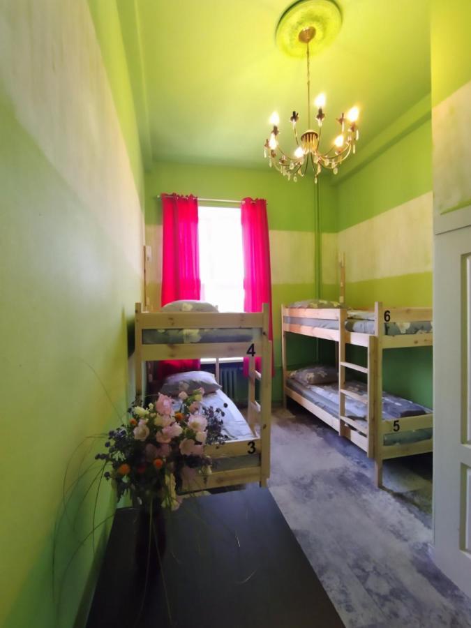 Oliwka Hostel Varsó Kültér fotó