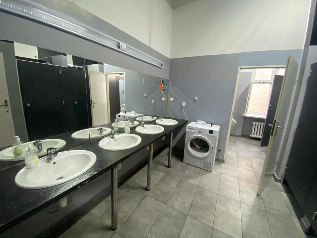 Oliwka Hostel Varsó Kültér fotó