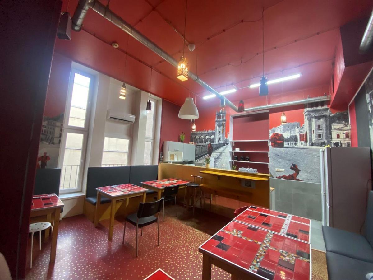 Oliwka Hostel Varsó Kültér fotó