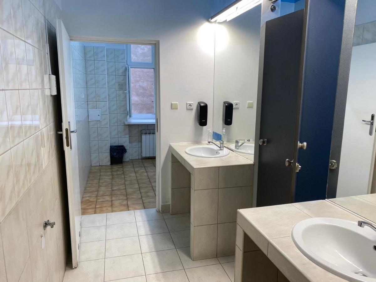 Oliwka Hostel Varsó Kültér fotó