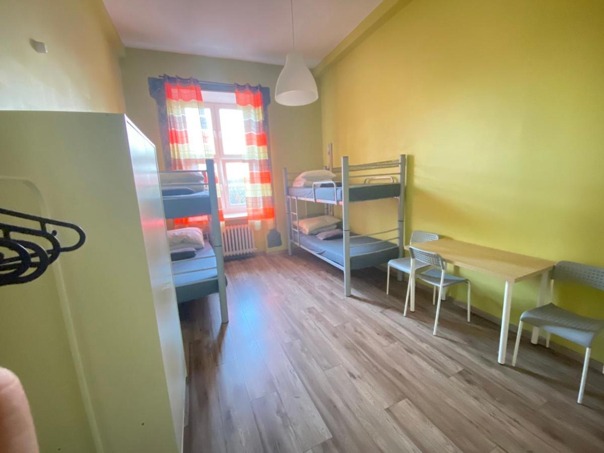 Oliwka Hostel Varsó Kültér fotó